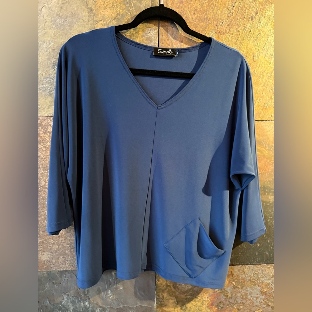 Sympli, nice blue, top, 10, slant pocket, V neck, center seam, 3/4 sleeves